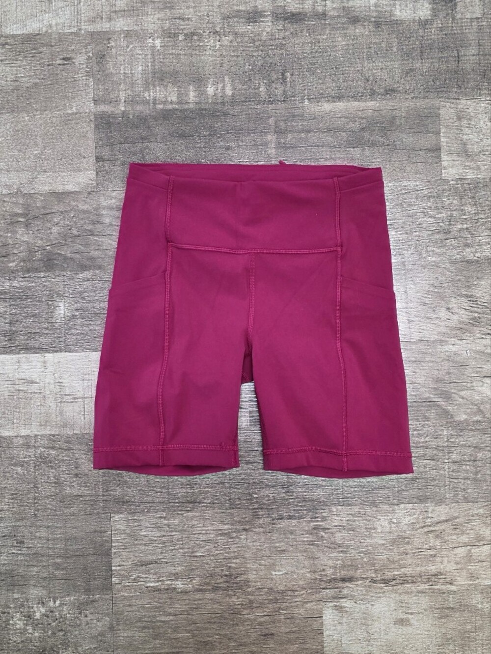 Lululemon Swift Speed HR Short In Berry Rumble - Picture 1 of 6